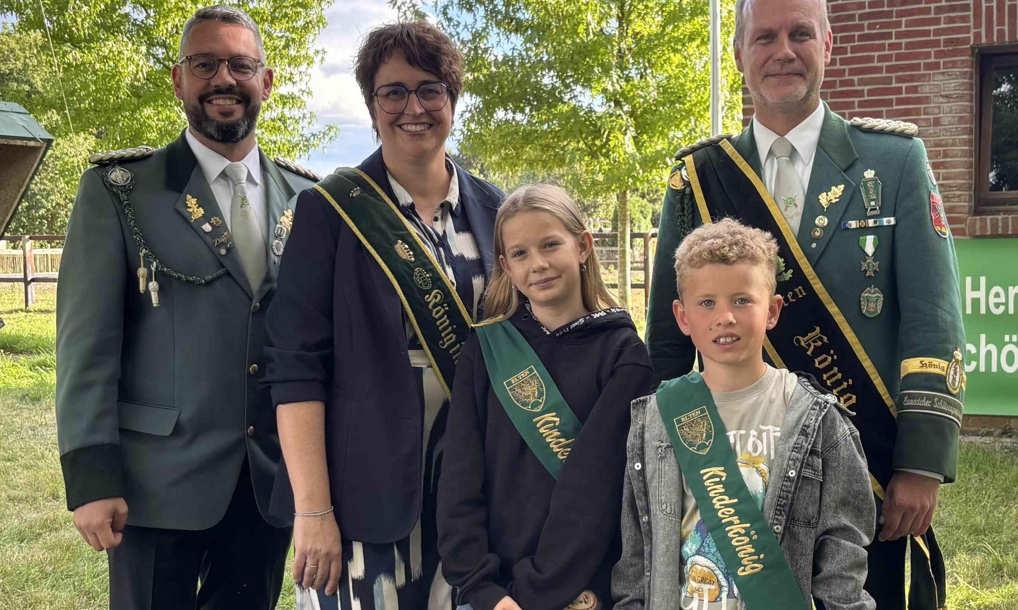 Merle Abbing und Mailo Winkelmann sind das neue Kinderkönigspaar in Elten